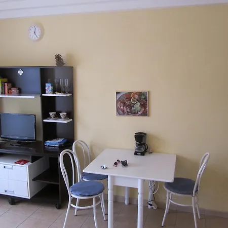 Orlando Torviscas 1 Bedroom Апартаменты